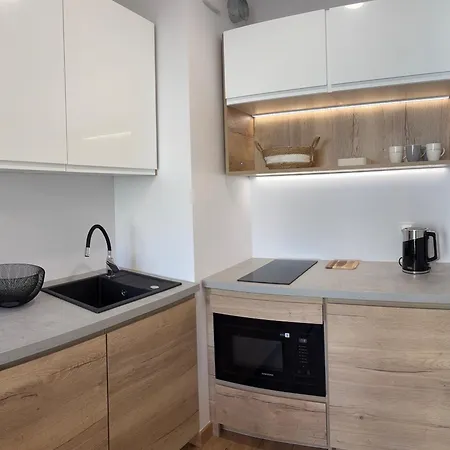 Omega With Parking Апартаменты *