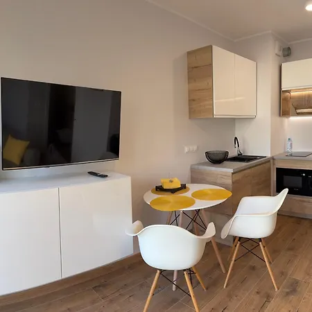 Omega With Parking * 波兹南